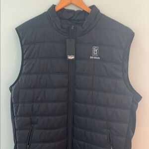 PGA-TPC-River HighlandsBlack Quilted Puffer Vest